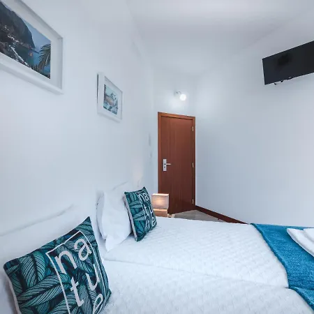 Проживание в семье Ohana Madeira Guest House