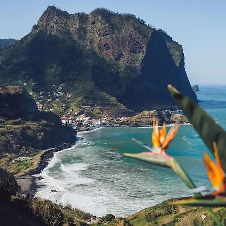 Ohana Madeira Guest House Порту-да-Круш