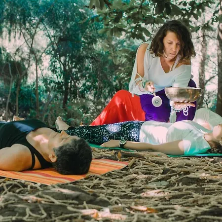 Δωμάτια σε οικογενειακή κατοικία Ohana Madeira Guest House *